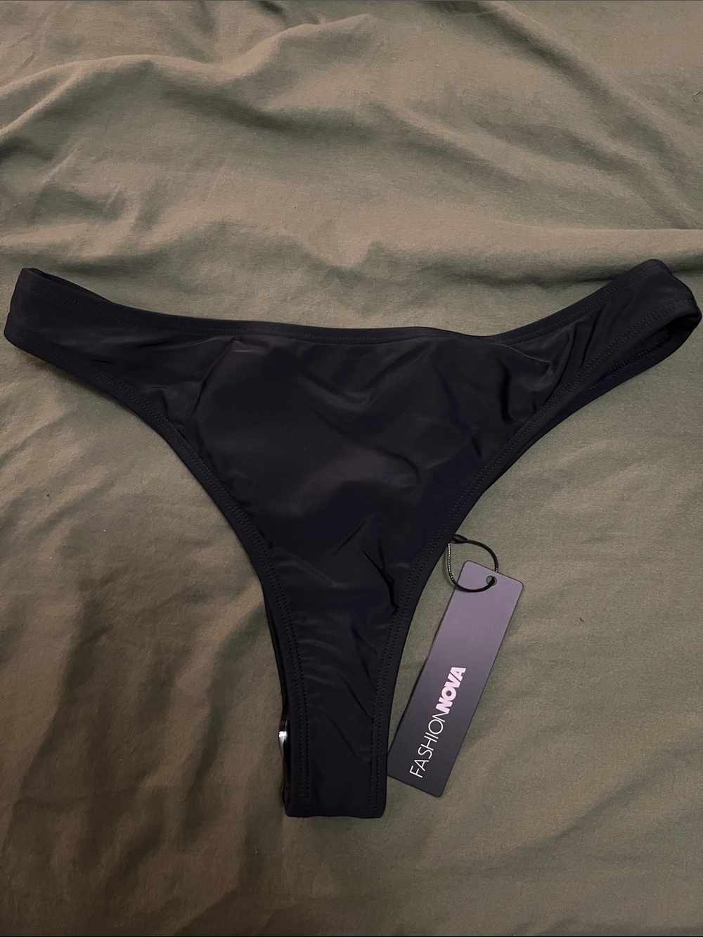 Fashion Nova mid-rise cheeky Bikini Bottom